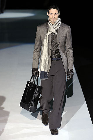 Giorgio Armani / - 2009-2010